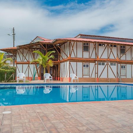 Hotel El Ganadero El Total ภายนอก รูปภาพ