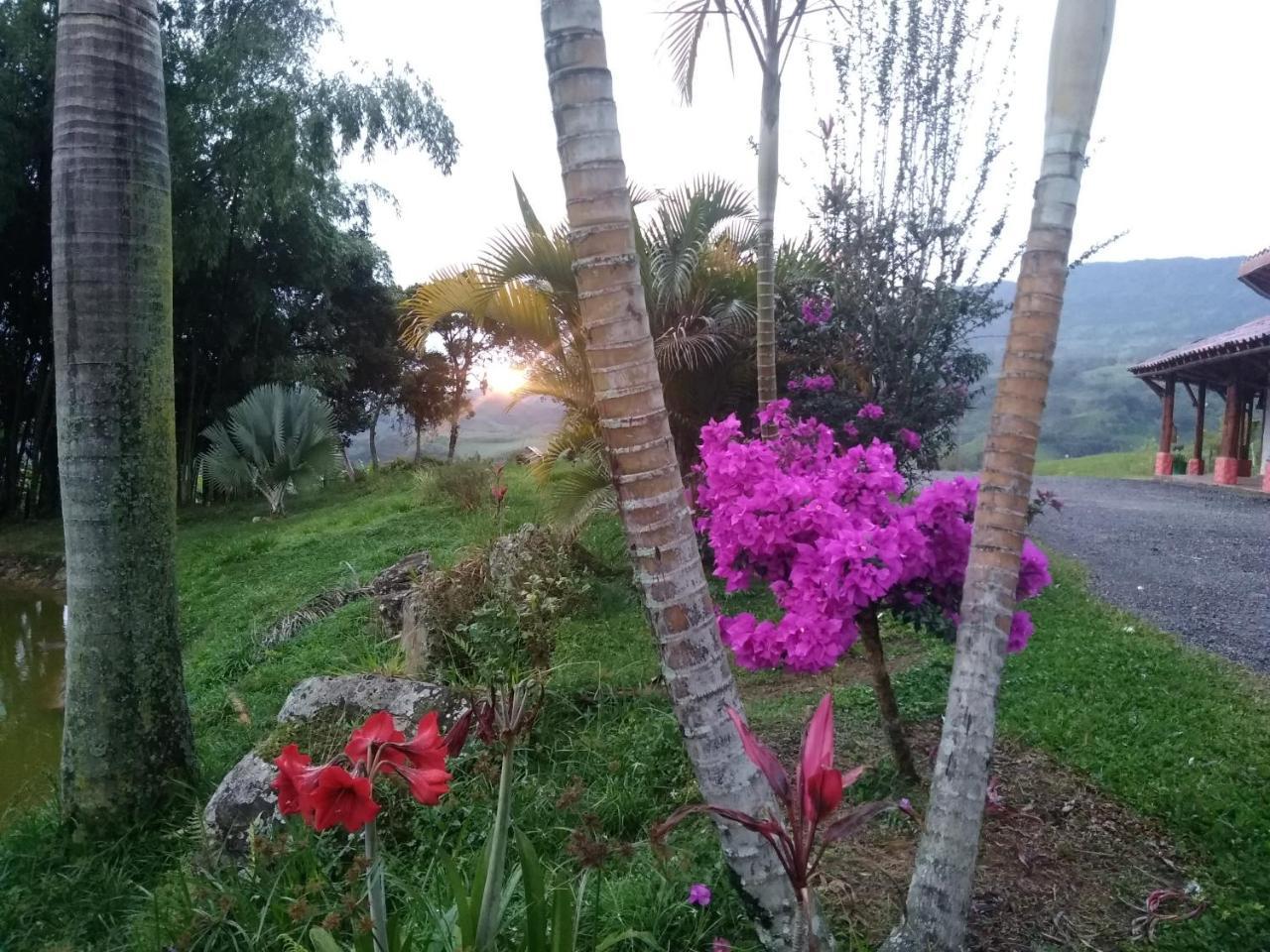 Hotel El Ganadero El Total ภายนอก รูปภาพ
