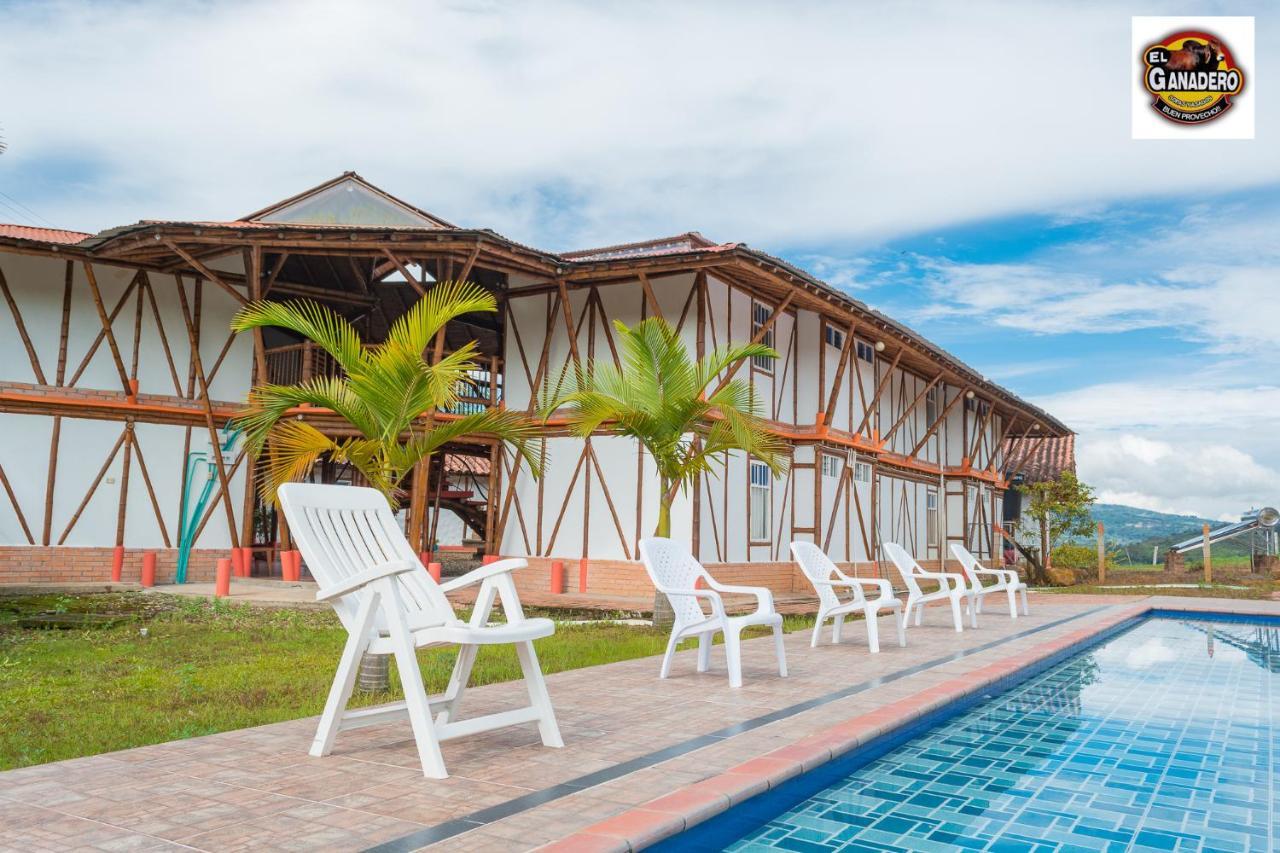Hotel El Ganadero El Total ภายนอก รูปภาพ