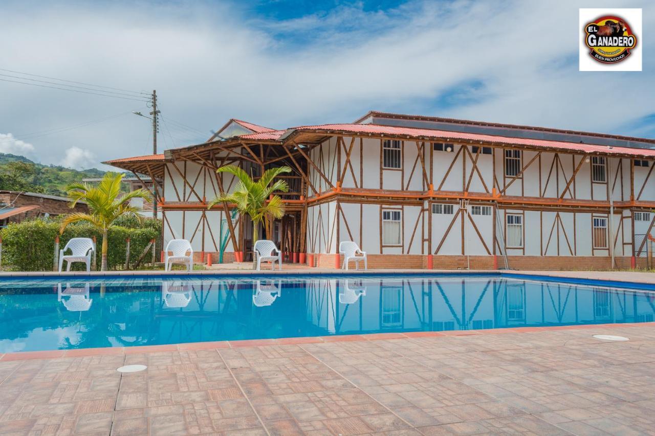 Hotel El Ganadero El Total ภายนอก รูปภาพ